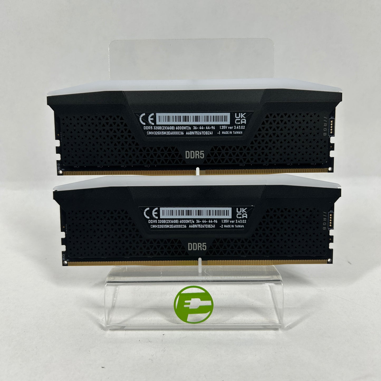 Corsair Vengeance RGB Pro 32GB (2x16GB) RAM DDR5 6000MT/s CMH32GX5M2E6000C36