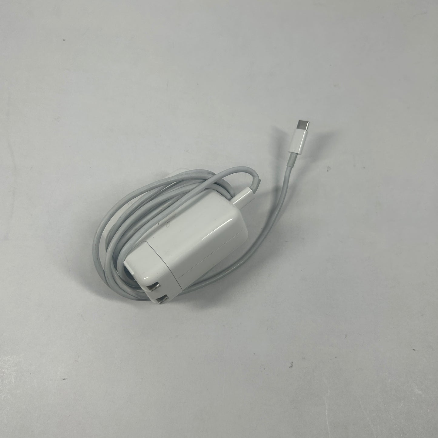 2024 Apple MacBook Air 13.6" M3 8C GPU 4.0GHz 16GB RAM 256GB SSD A3113