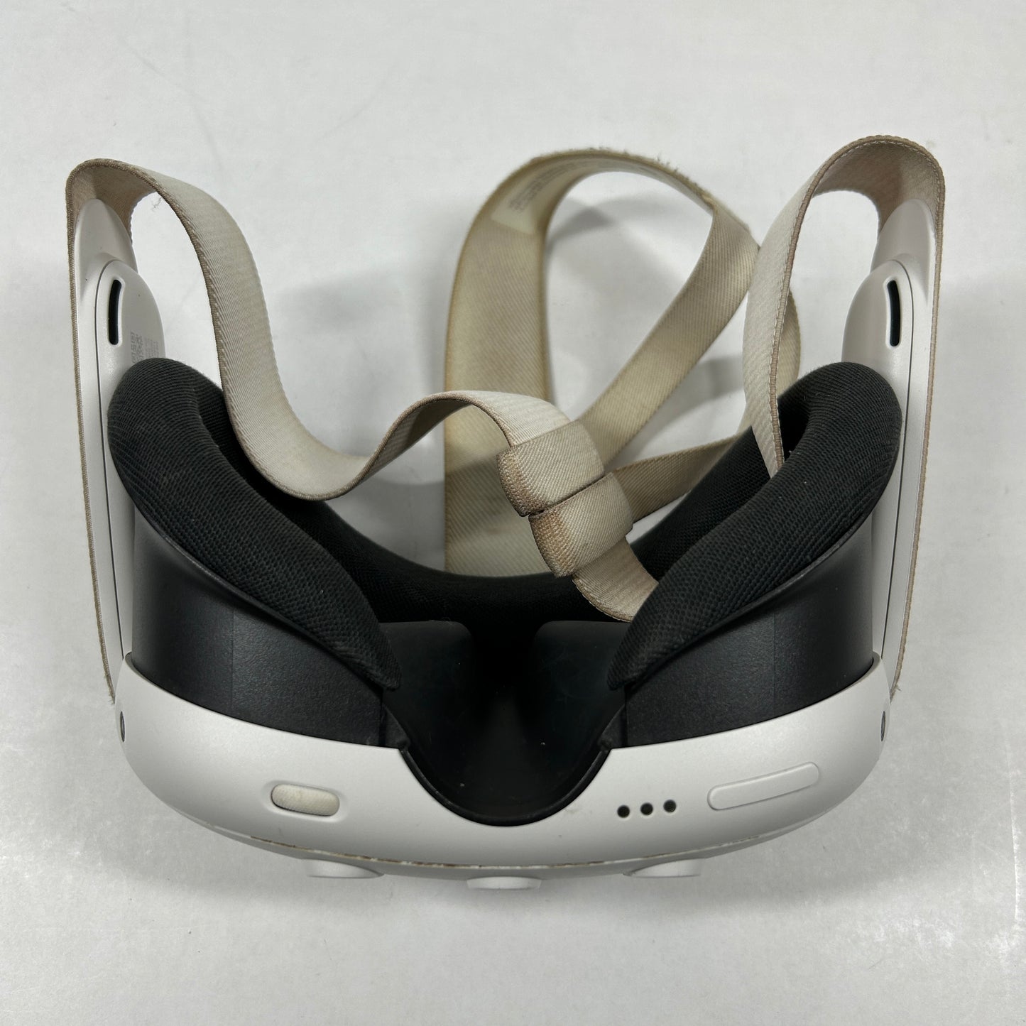 Meta Quest 3 128GB Standalone All-in-One VR Headset S3A READ