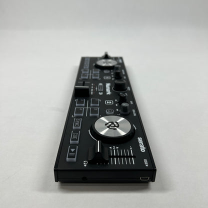 Numark Compact DJ Controller DJ2GO2