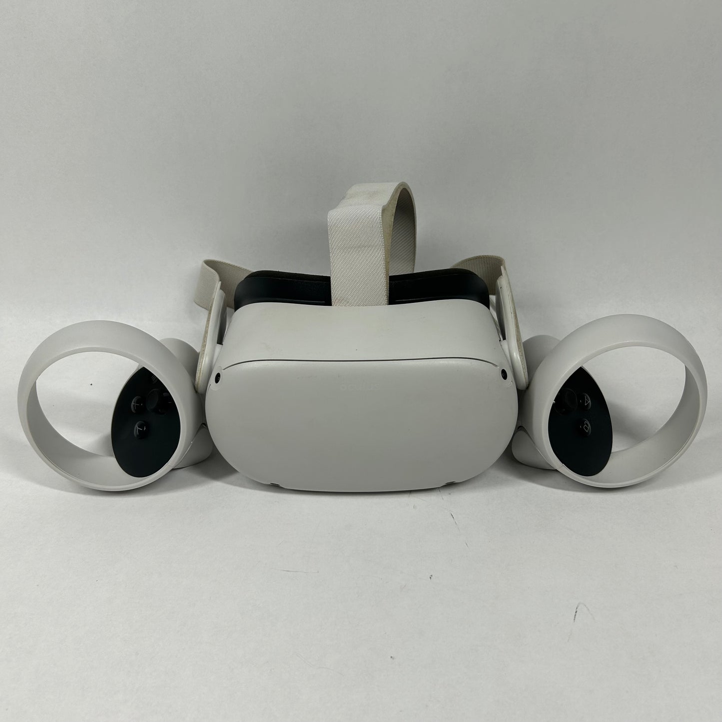 Oculus Quest 2 128GB Standalone All-in-One VR Headset KW49CM