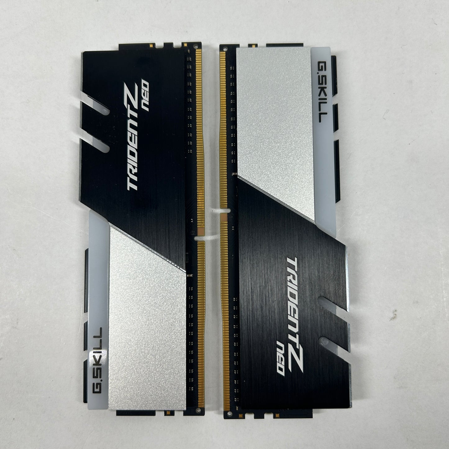 G.Skill Trident Z Neo Series 16GB (2x8GB) RAM DDR4 3600MHz F4-3600C18D-16GTZN