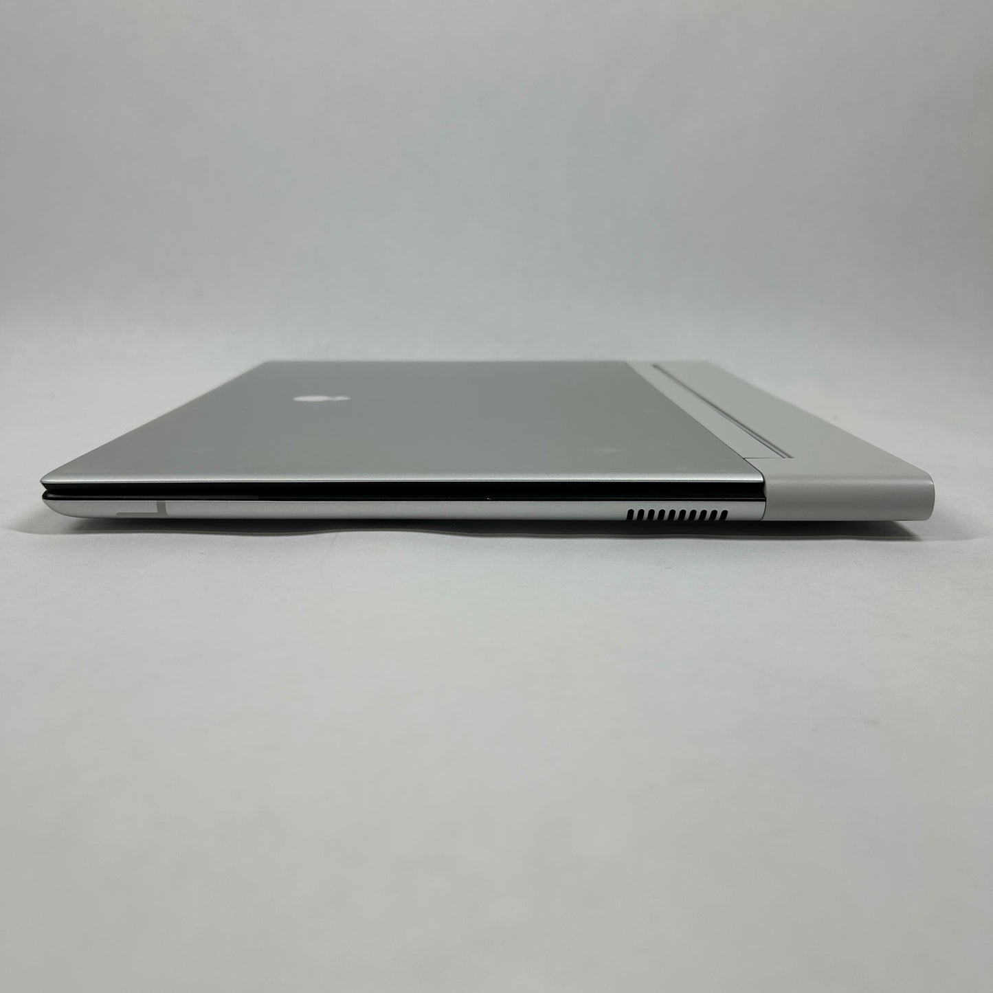 Alienware X14 R2 14" i7-13620H 2.4GHz 16GB RAM 512GB SSD GeForce RTX 4050