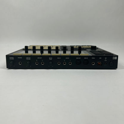 Native Instruments Maschine Production and Performance System MK3