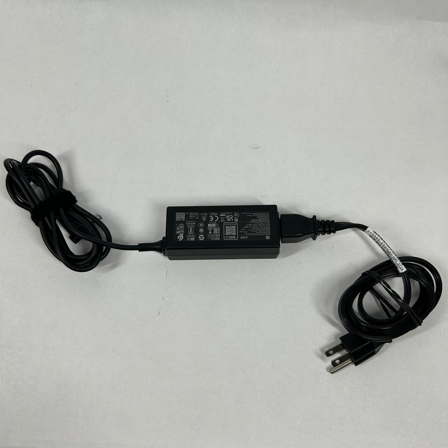 HP Laptop 14-EM0233NR 14" Ryzen 3 7320U 2.4GHz 4GB RAM 256GB SSD