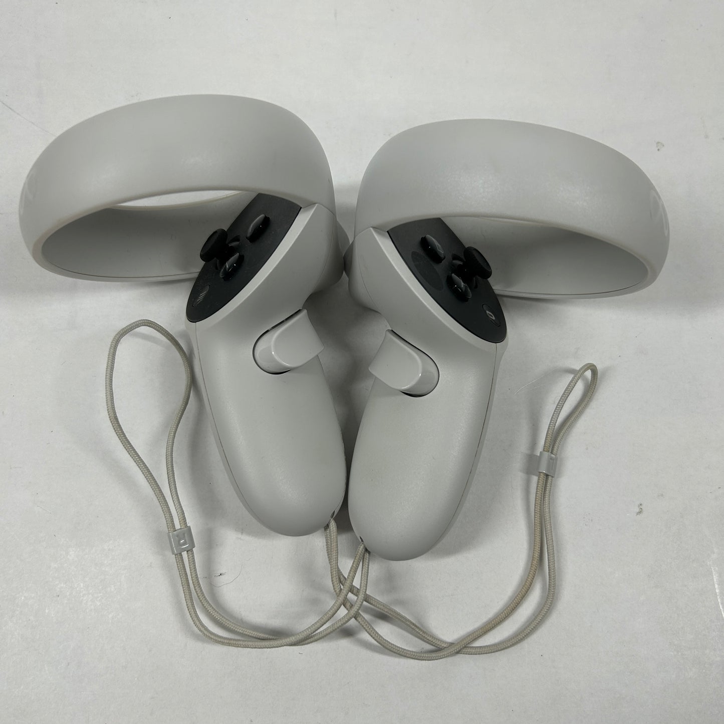 Meta Quest 2 128GB Standalone All-in-One VR Headset KW49CM