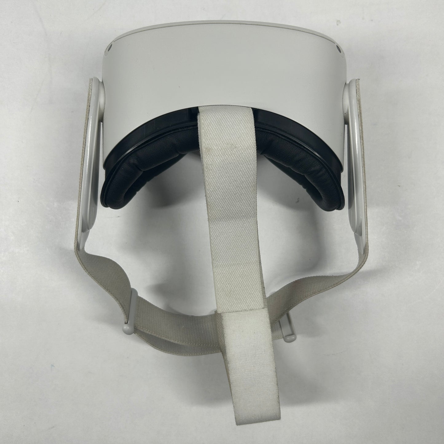 Oculus Quest 2 128GB Standalone All-in-One VR Headset KW49CM