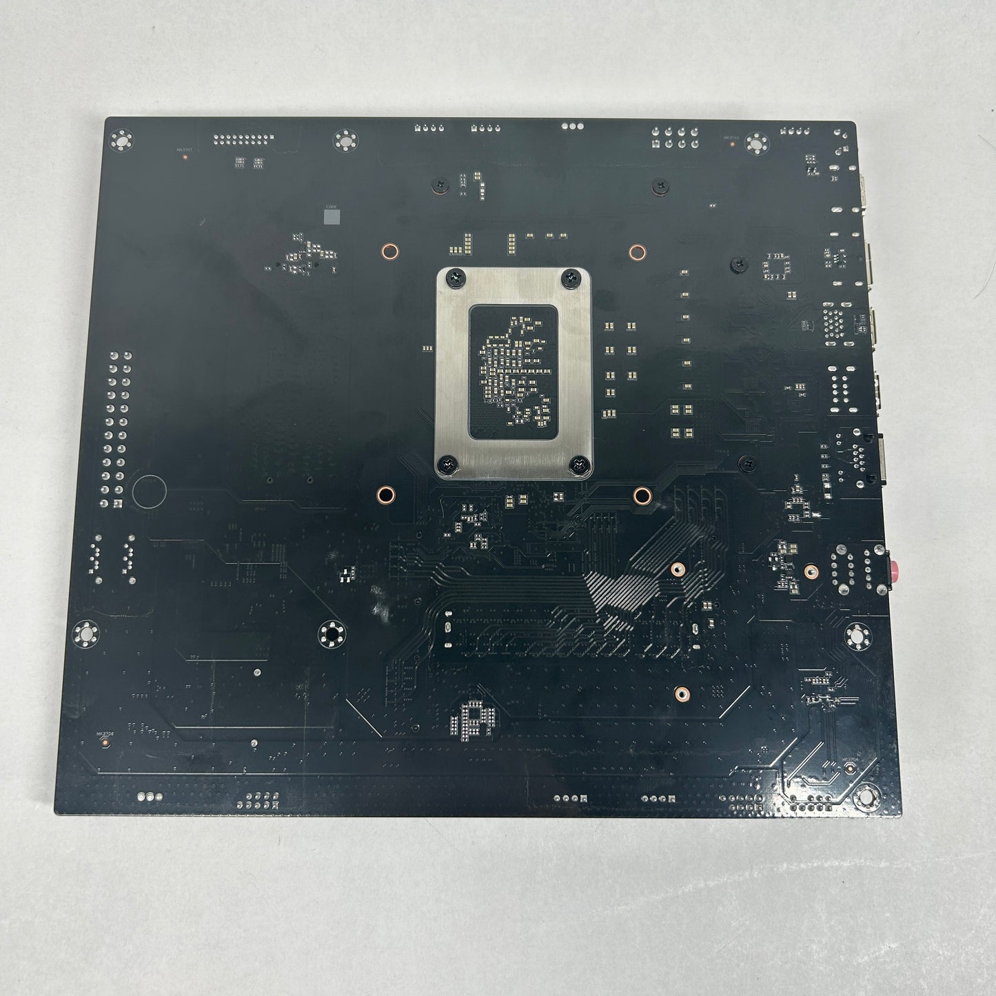 Minis Forum BD795M mATX AMD Ryzen 9 7945HX 16 Core DDR5 Motherboard