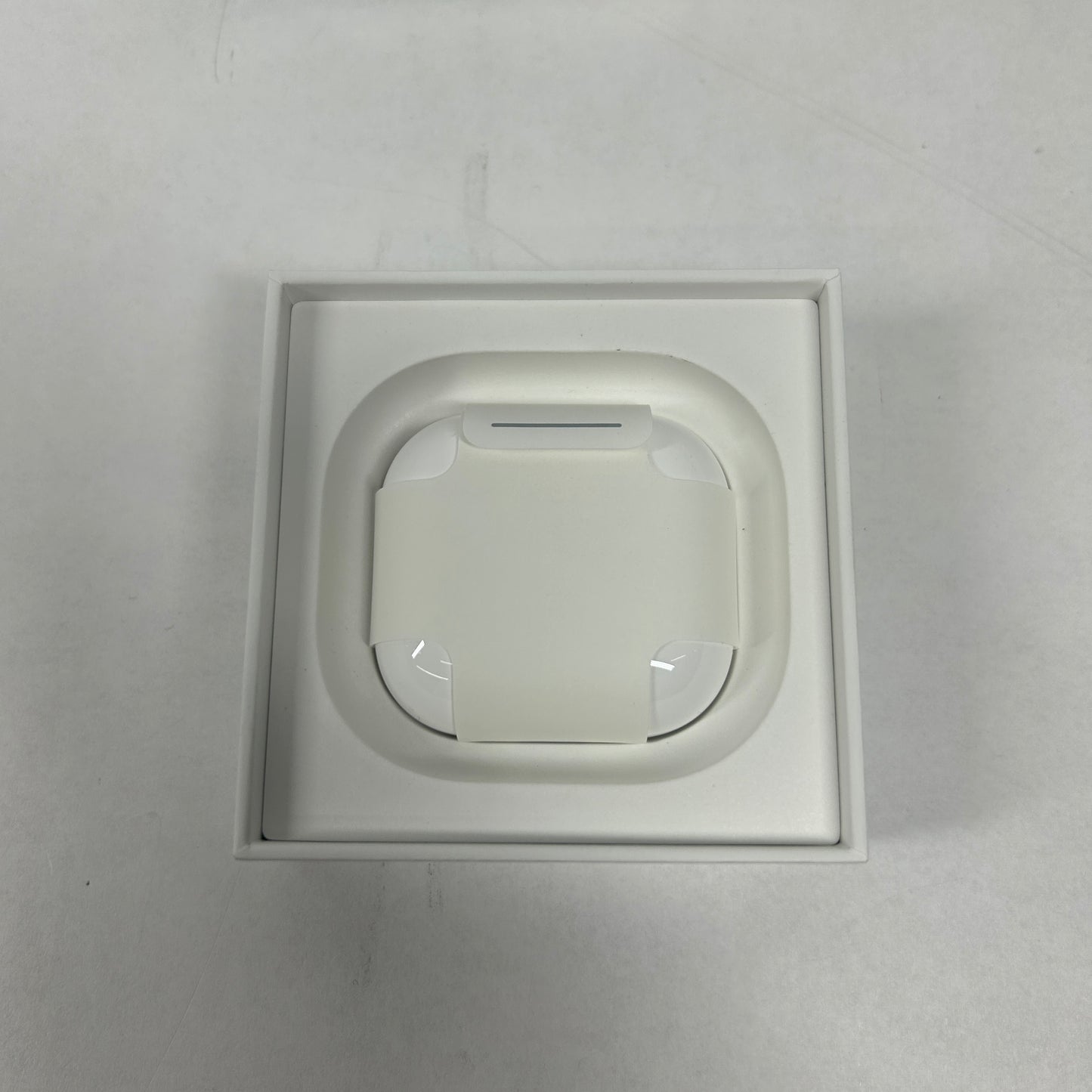 Apple AirPods 4th Gen ANC with MagSafe Charging Case MXP93LL/A