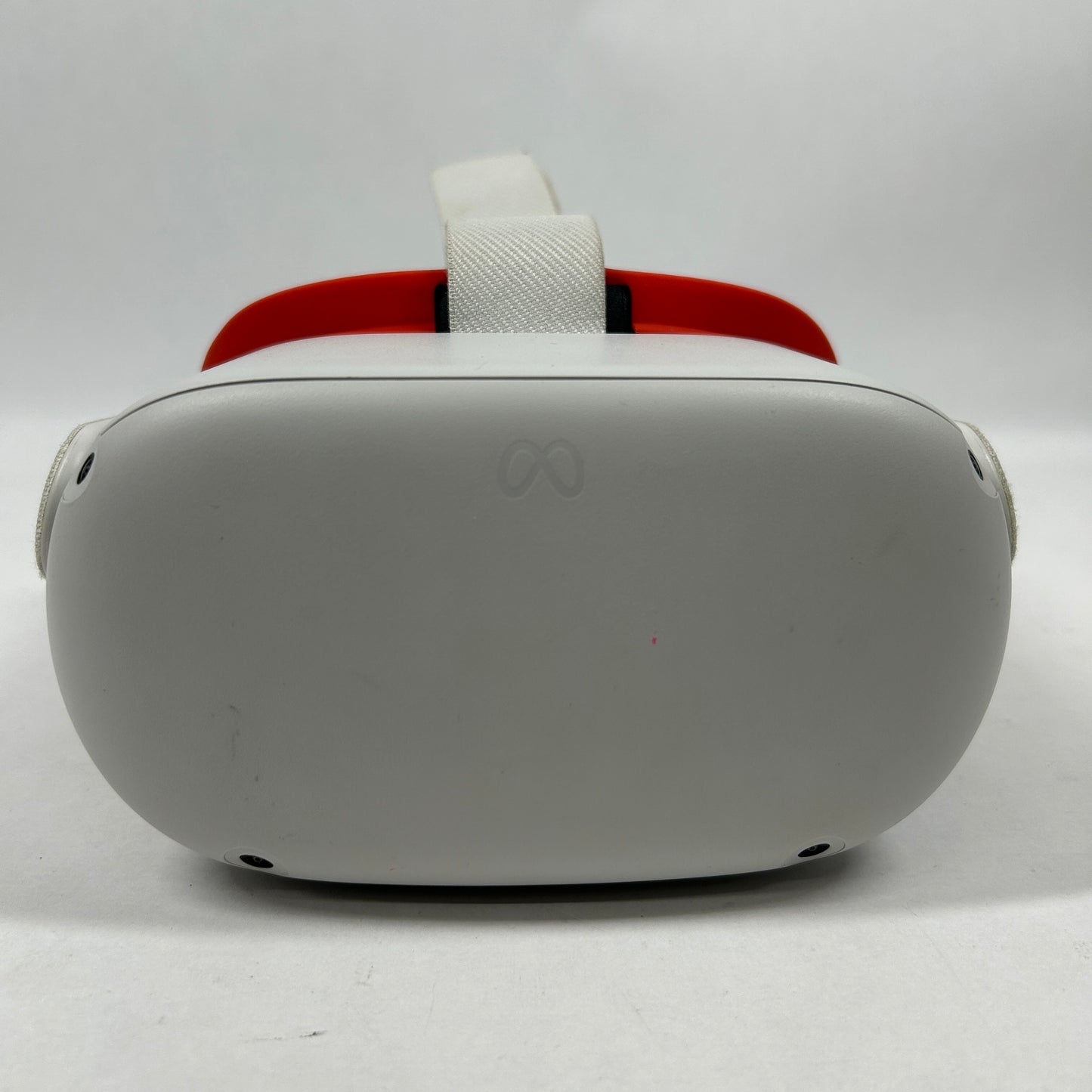 Meta Quest 2 128GB Standalone All-in-One VR Headset KW49CM