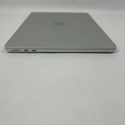 2024 Apple MacBook Air 13.6" M3 8C GPU 4.0GHz 16GB RAM 256GB SSD A3113
