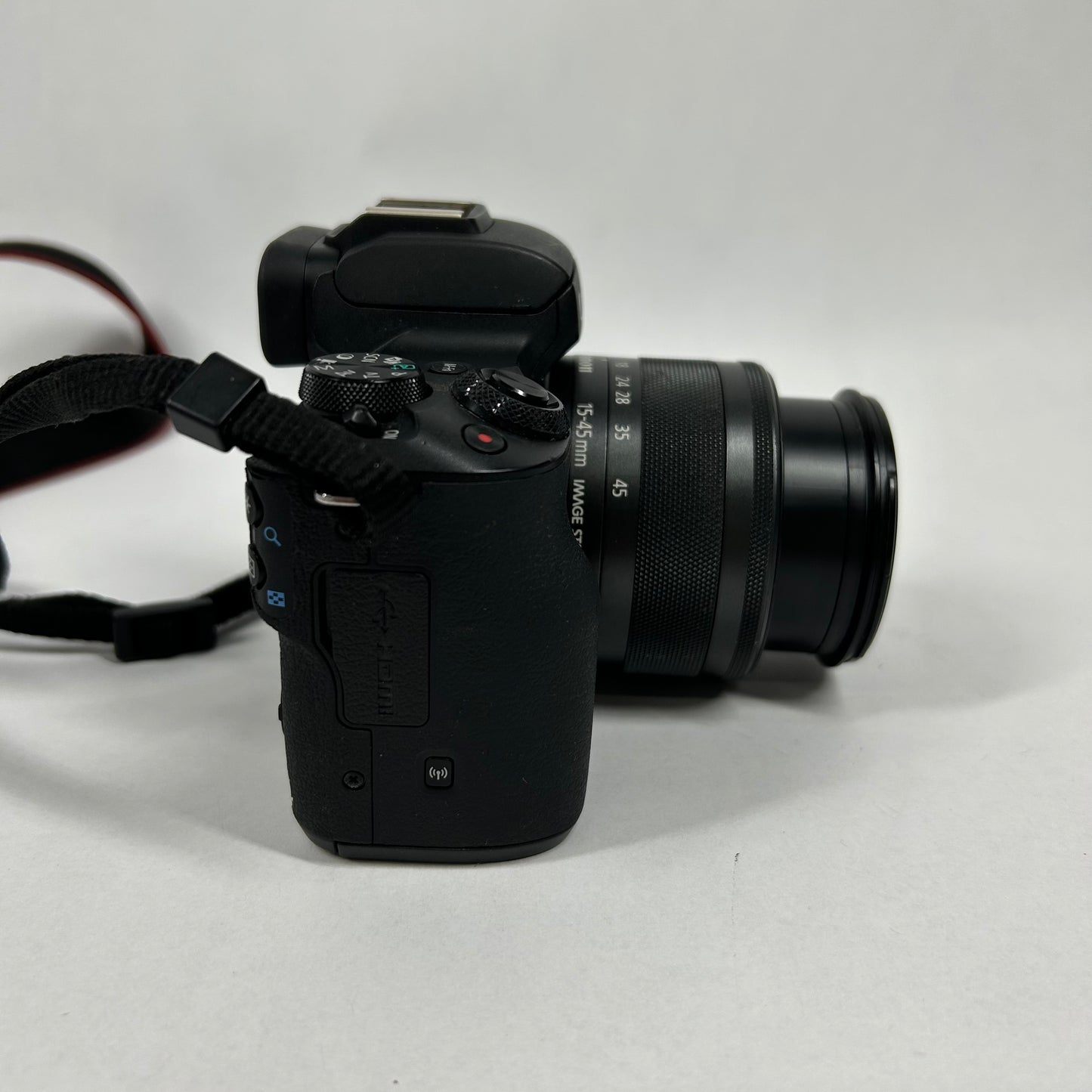 Canon EOS M50 24.1MP Digital SLR DSLR Camera With Canon Zoom Lens EF-M 15-45mm