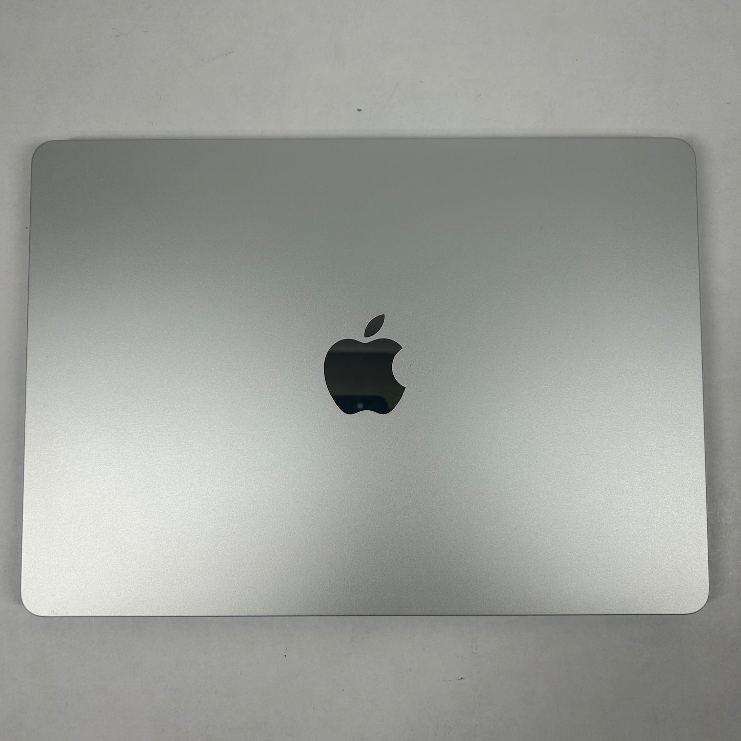 2024 Apple MacBook Air 13.6" M3 8C GPU 4.0GHz 16GB RAM 256GB SSD A3113