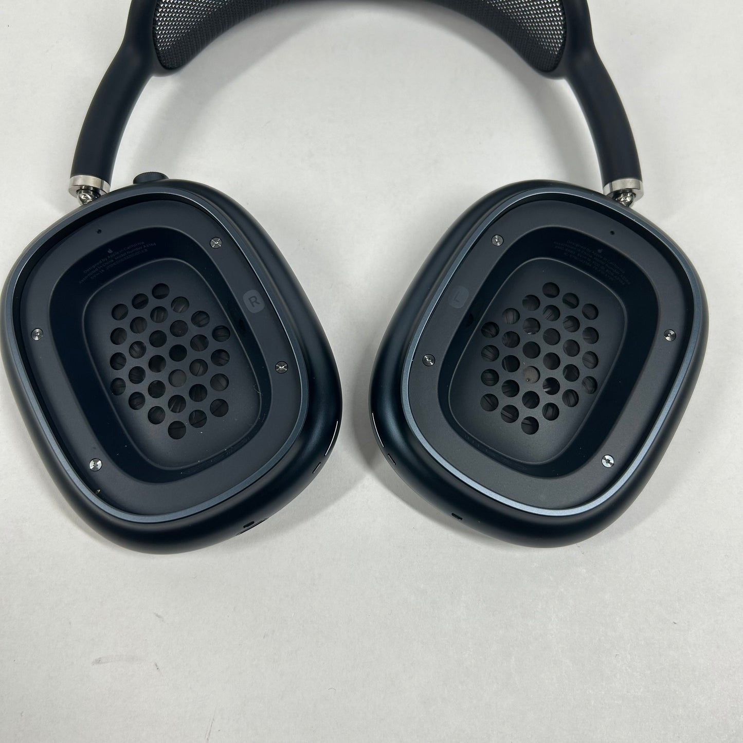 Apple AirPods Max USB-C Wireless Over-Ear Headphones Midnight MGYL3AM/A