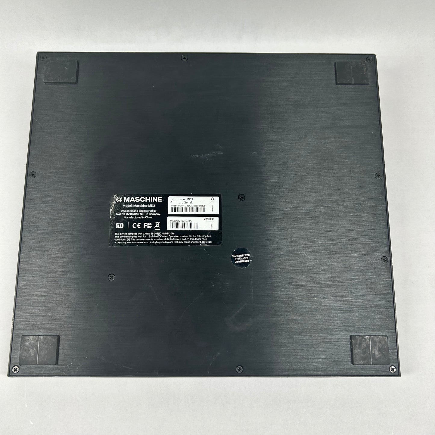 Native Instruments Maschine Production and Performance System MK3