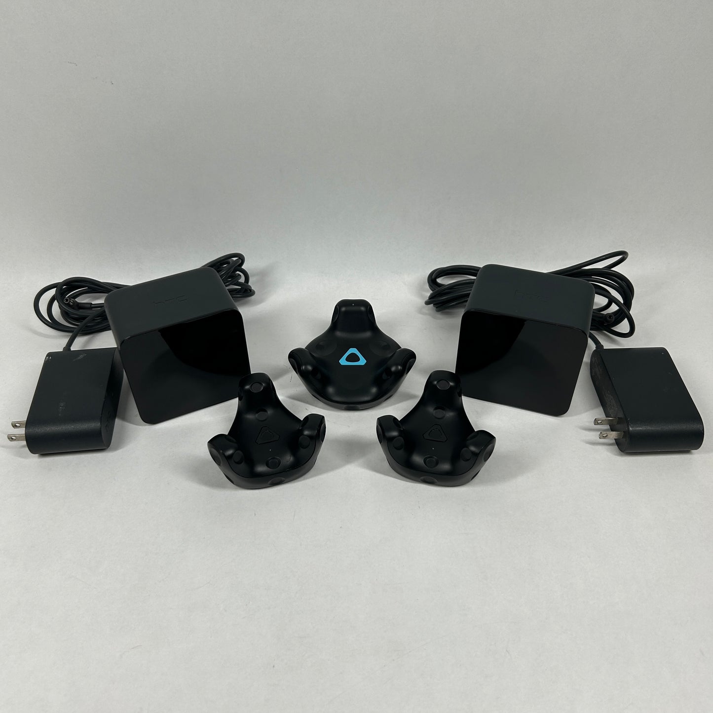 HTC Vive Bundle Vr Accessories Trackers and Base Stations