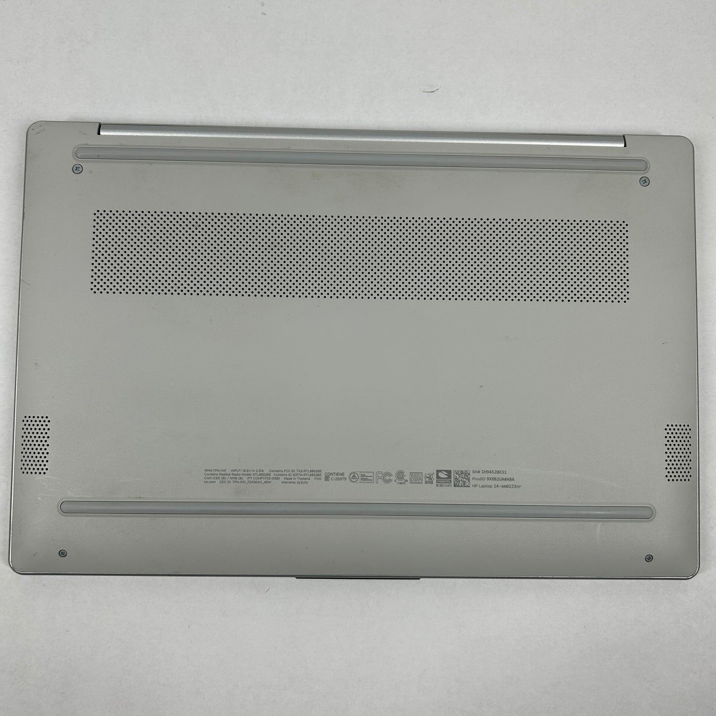 HP Laptop 14-EM0233NR 14" Ryzen 3 7320U 2.4GHz 4GB RAM 256GB SSD