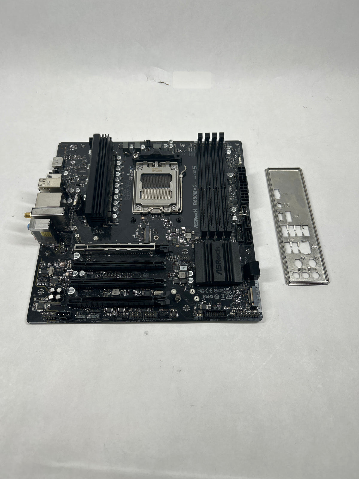 AsRock B650M-C AM5 microATX AMD DDR5 Motherboard