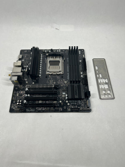 AsRock B650M-C AM5 microATX AMD DDR5 Motherboard