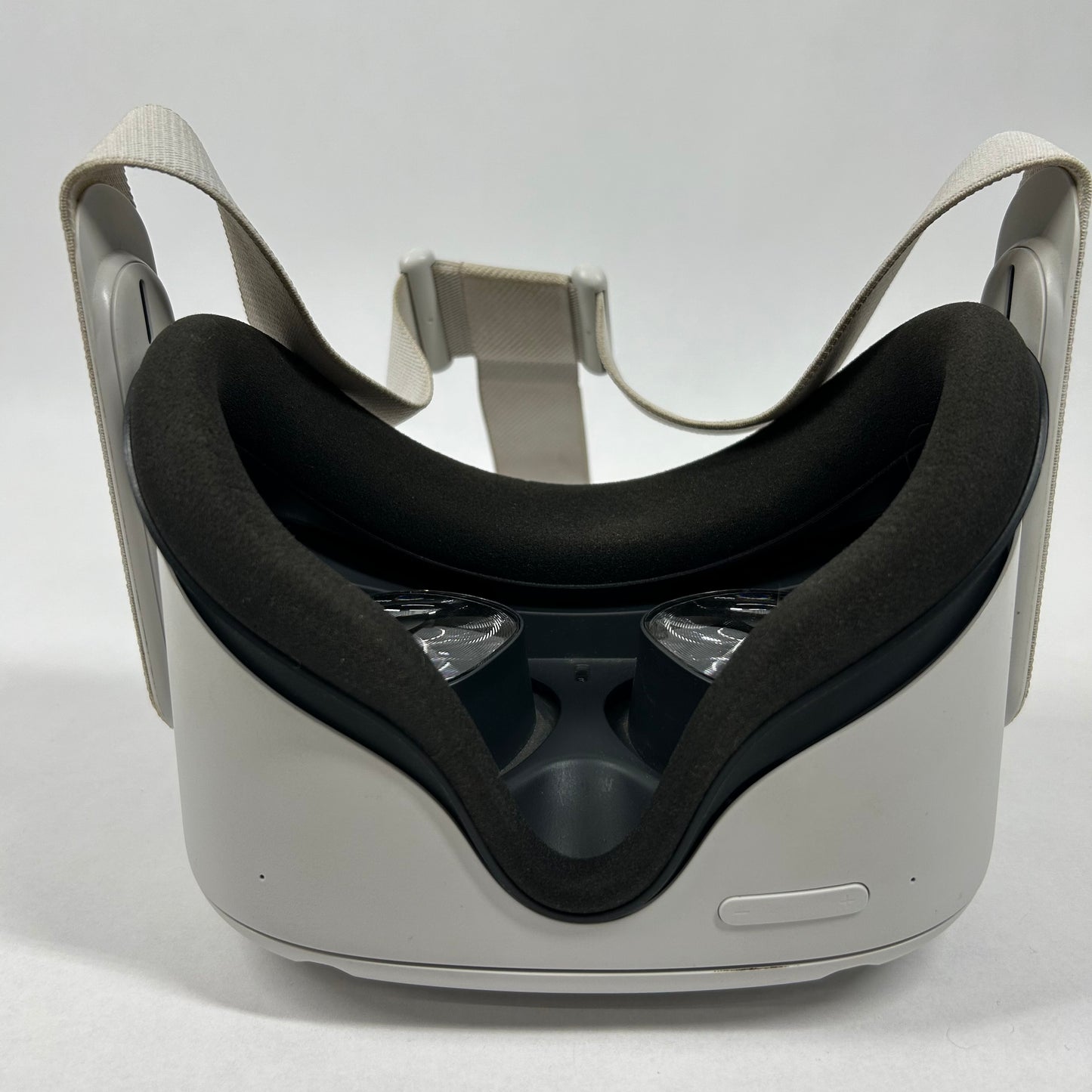 Oculus Quest 2 128GB Standalone All-in-One VR Headset KW49CM