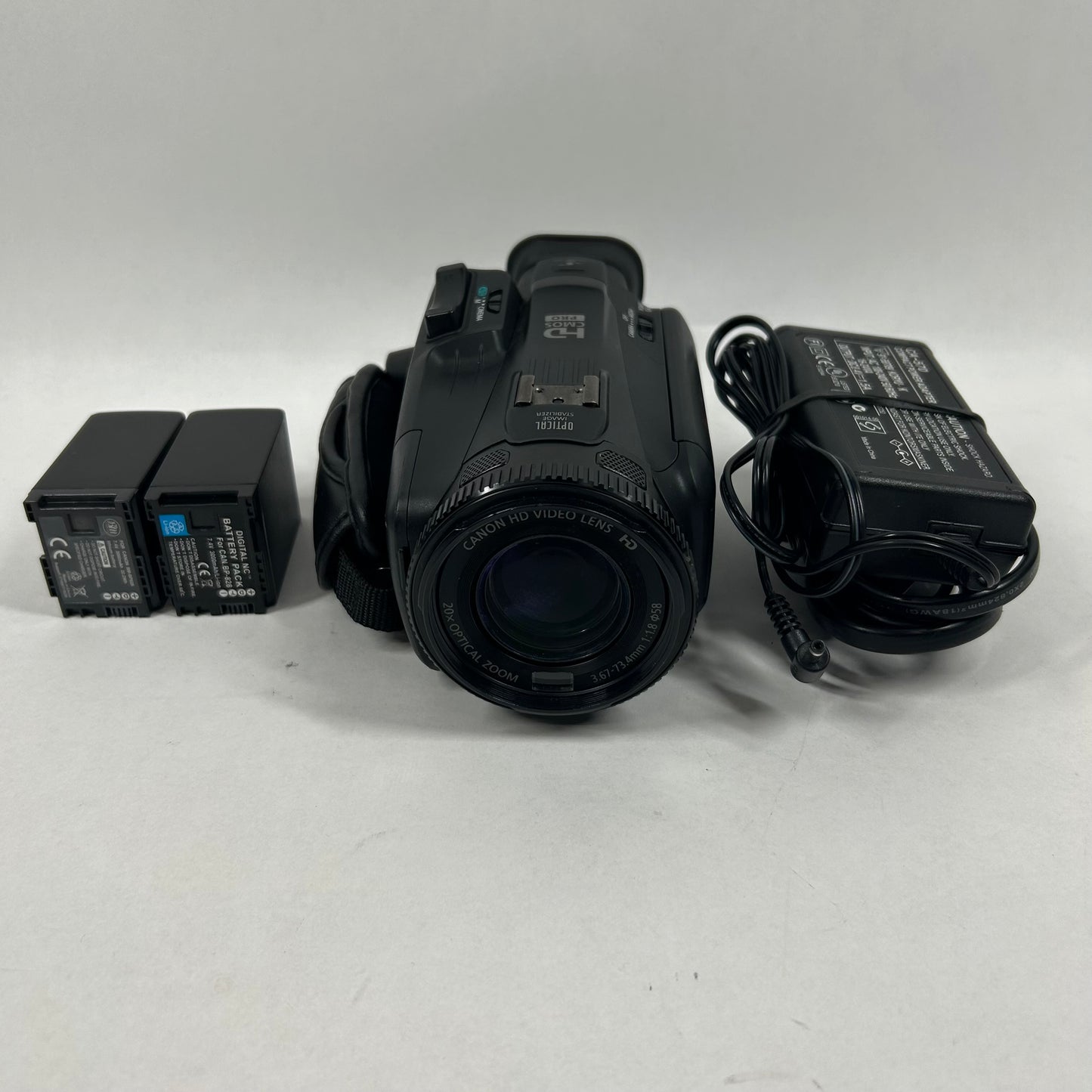 Canon Vixia HF G40 Digital HD Video Camera Recorder HF-G40