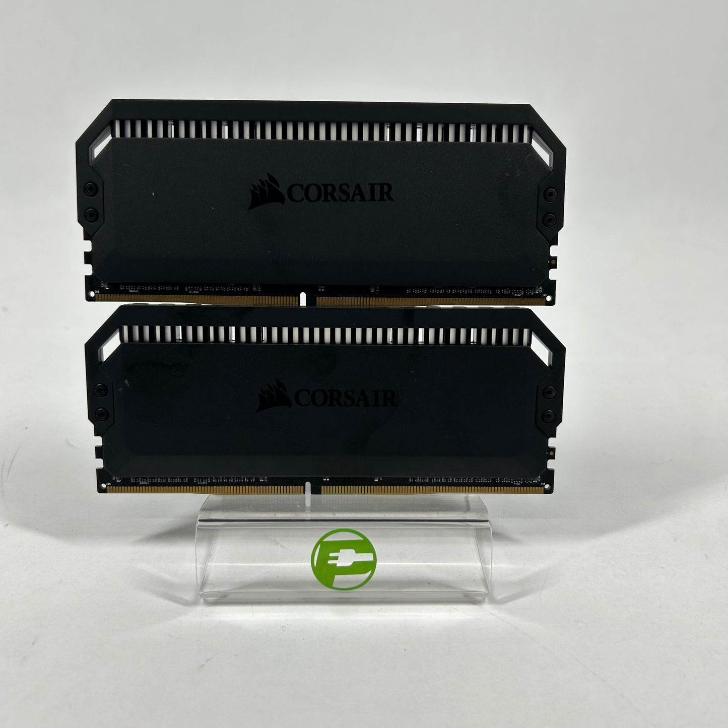 Corsair Dominator Platinum RGB 32GB (2x16GB) RAM DDR4 3200MHz CMT32GX4M2C3200C16