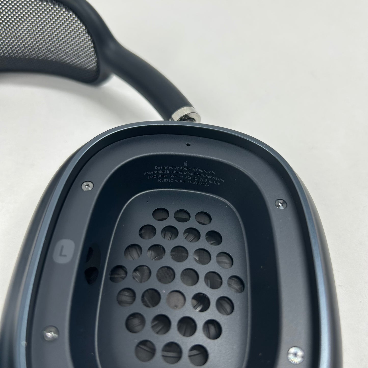 Apple AirPods Max USB-C Wireless Over-Ear Headphones Midnight MGYL3AM/A