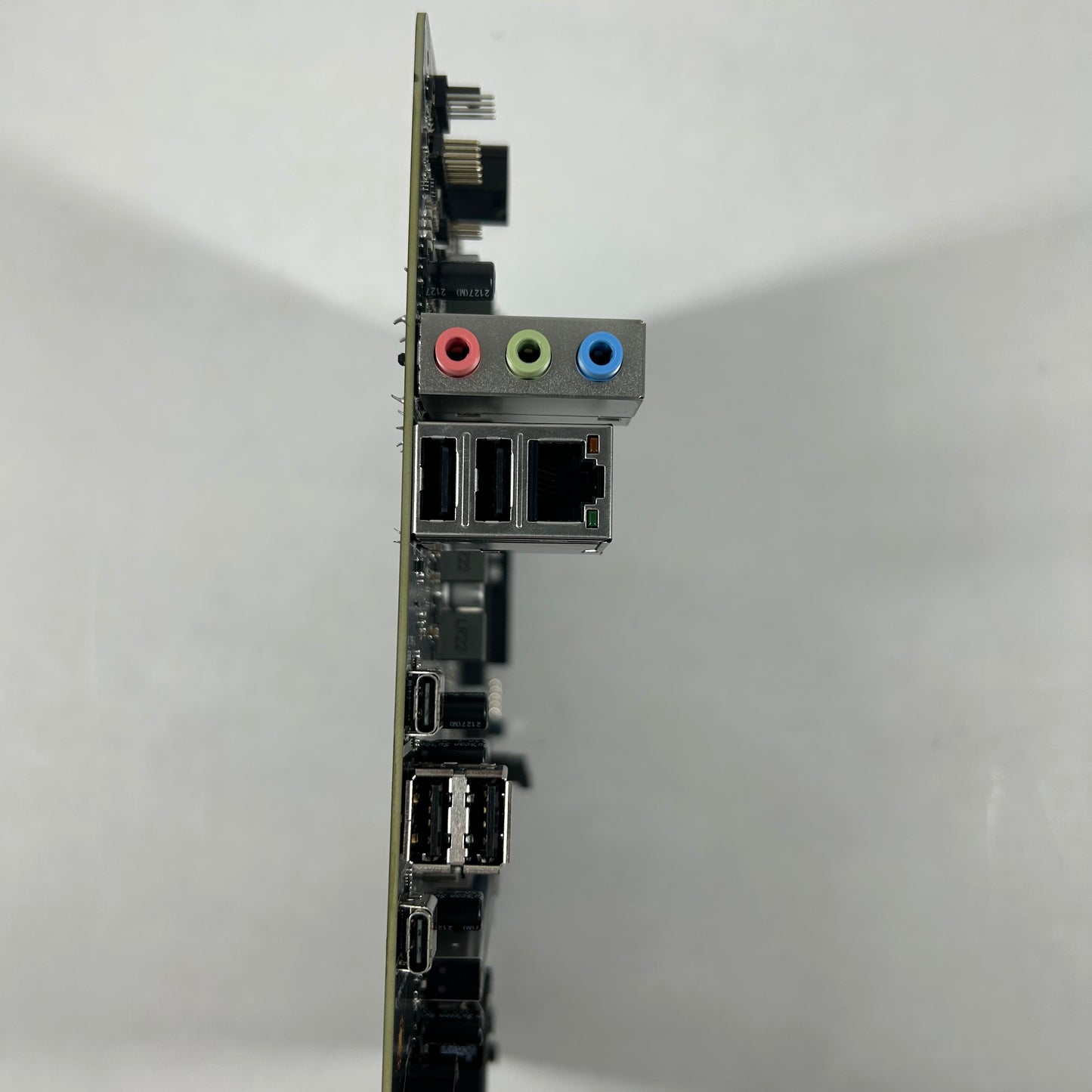 HP OMEN FUZZY SLIPPERS AM4 mATX AMD DDR4 Motherboard