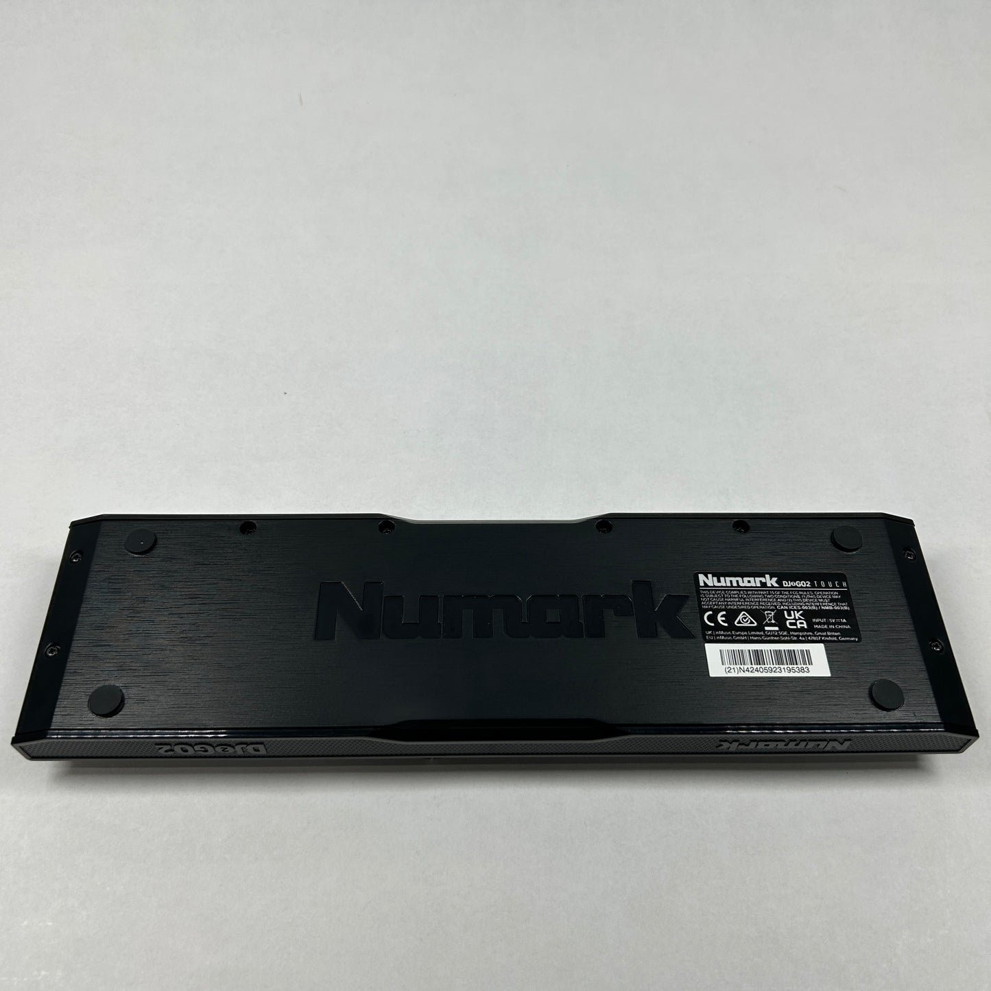 Numark Compact DJ Controller DJ2GO2