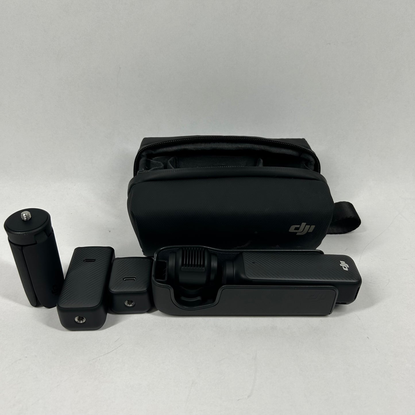 DJI Osmo Pocket 3 8MP 4K Handheld 3-Axis Stabilizer Camera