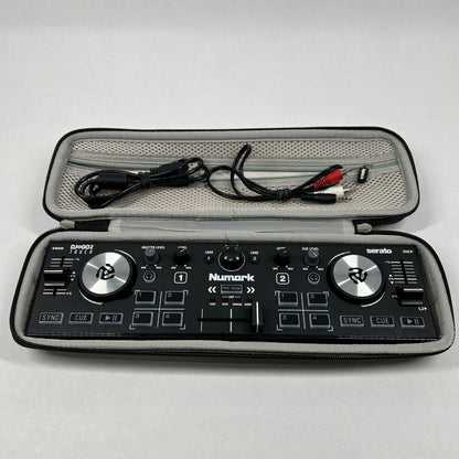 Numark Compact DJ Controller DJ2GO2