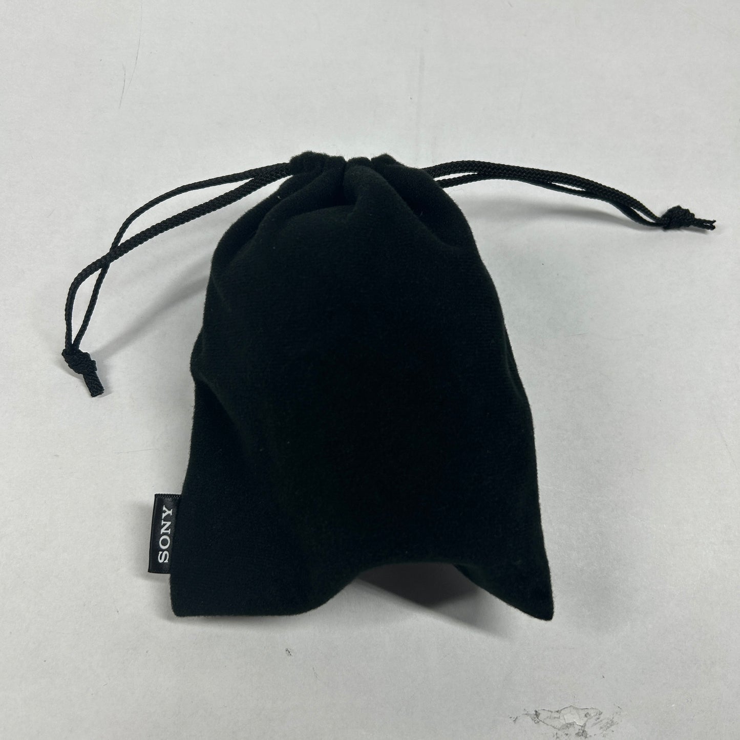 Sony Alpha A6400 24.2MP Mirrorless Camera 652 Shutter Count With Lens and Bag