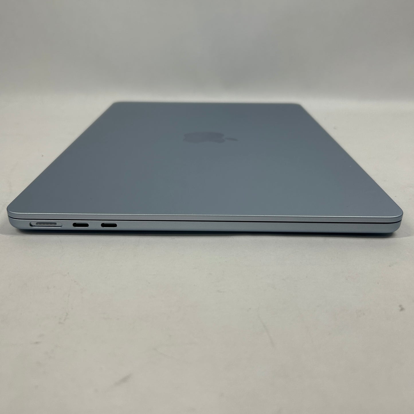 2026 Apple MacBook Air 13" M5 8C GPU 4.6GHz 16GB RAM 512GB SSD MDHH4LL/A