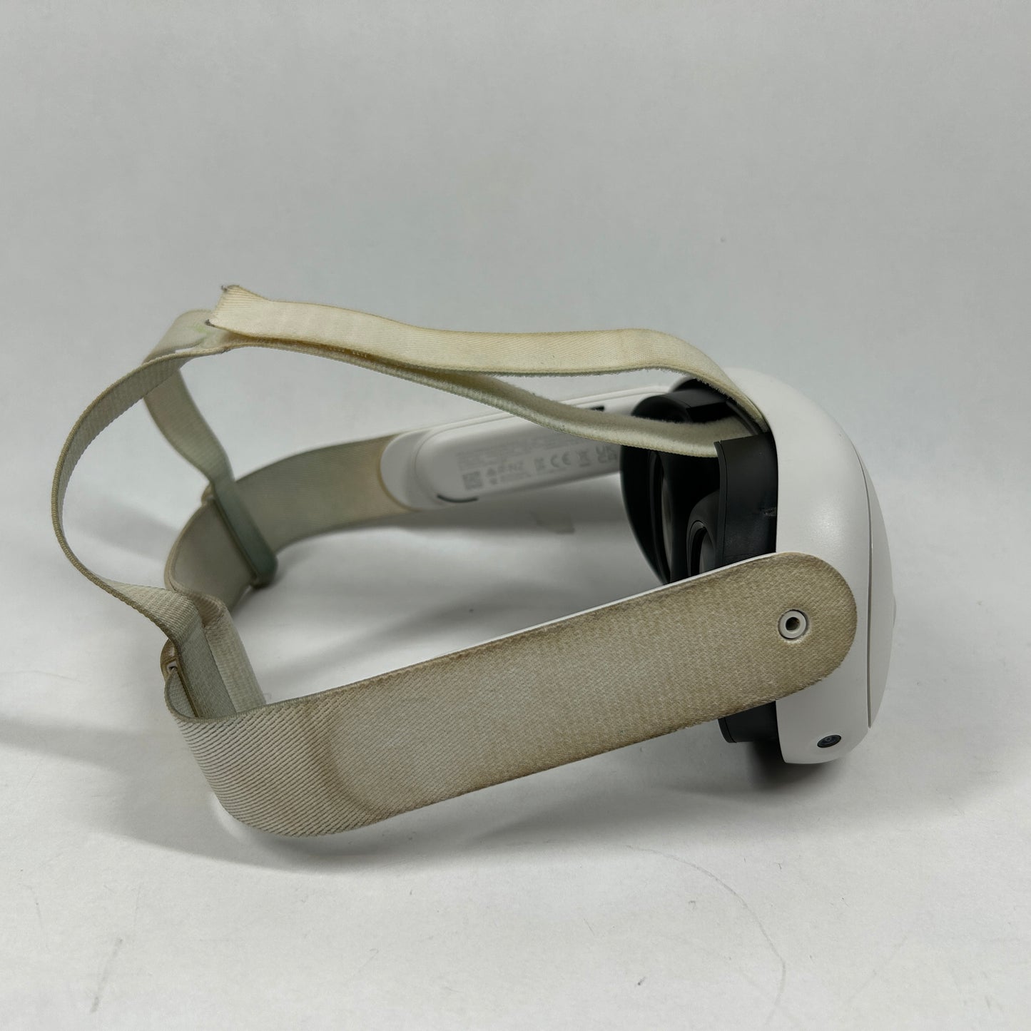 Meta Quest 3 128GB Standalone All-in-One VR Headset S3A