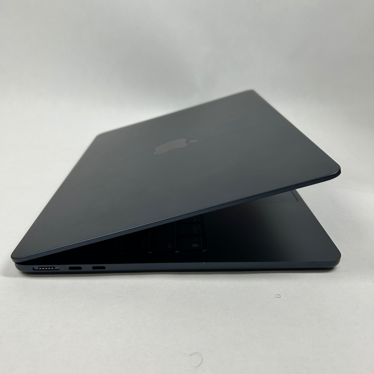 2025 Apple MacBook Air 13" M4 8C GPU 4.5GHz 16GB RAM 256GB SSD A3240