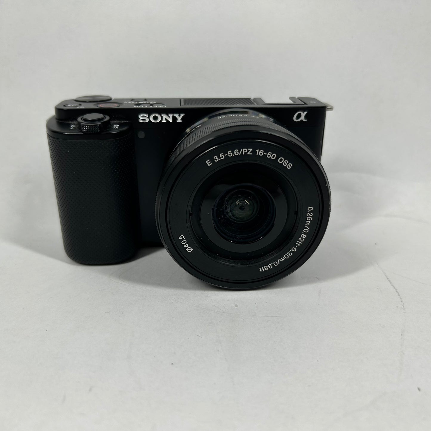 Sony ZV-E10 24.2MP Mirrorless Digital Camera 153 Shutter Count