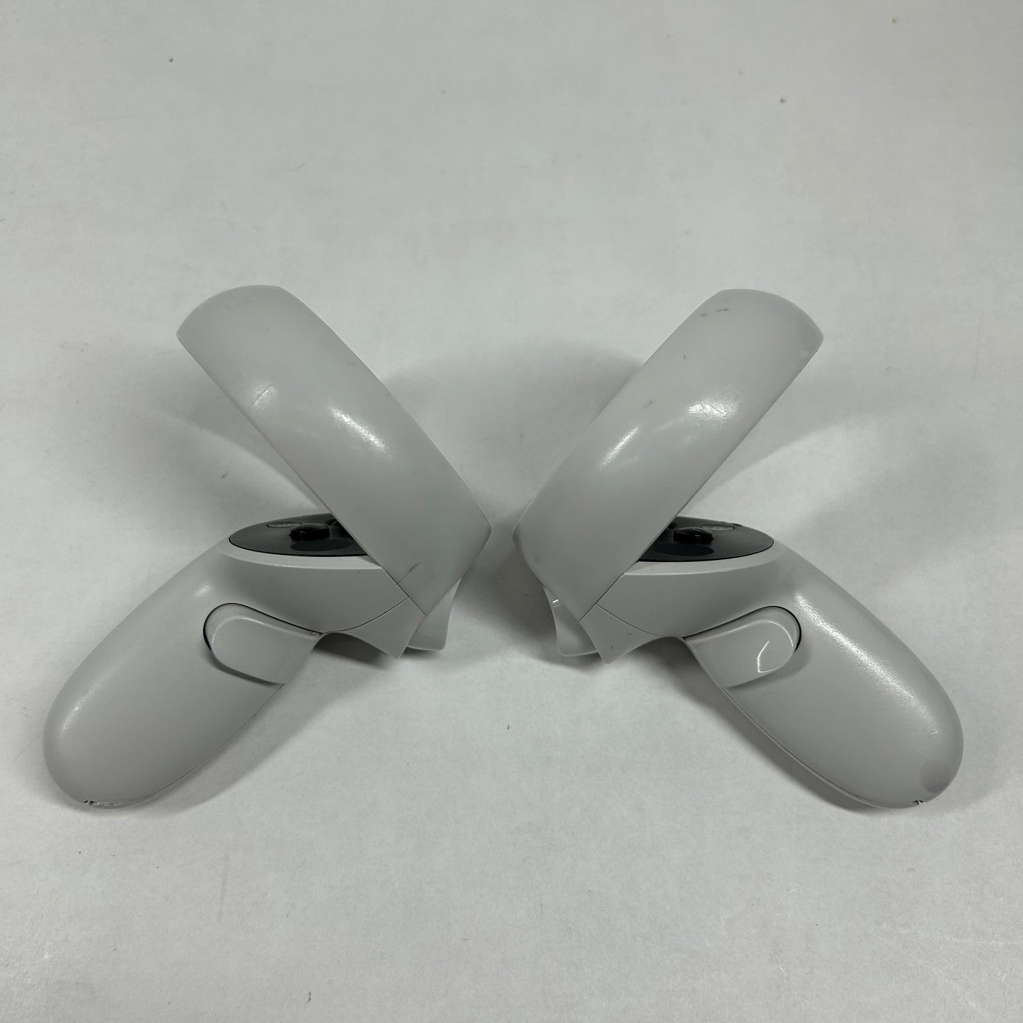 Meta Quest 2 128GB Standalone All-in-One VR Headset KW49CM