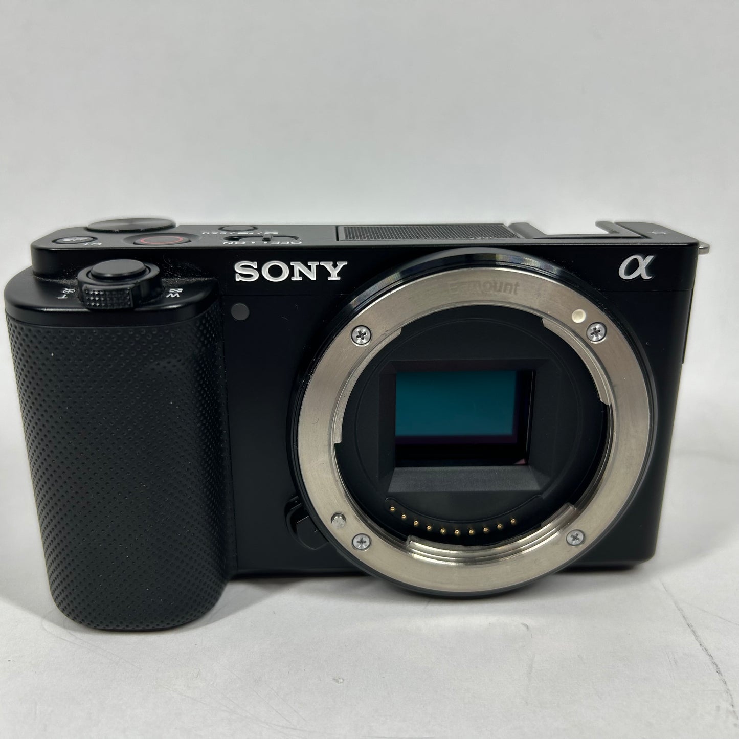 Sony ZV-E10 24.2MP Mirrorless Digital Camera 153 Shutter Count