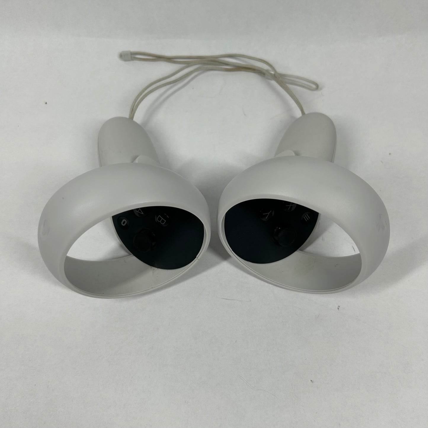 Oculus Quest 2 128GB Standalone All-in-One VR Headset KW49CM