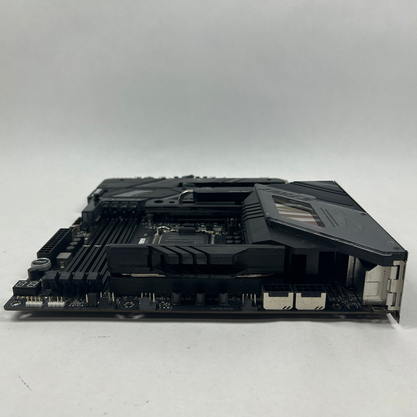 Broken Asus ROG Strix Z790-E Gaming Wifi LGA 1700 ATX Intel DDR5 Motherboard Bent Pins