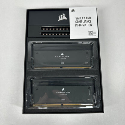 Corsair First Edition Dominator Titanium 32GB (2x16GB) RAM DDR5 7200MT/s 