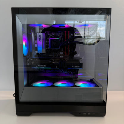 CyberPower C-Series Ryzen 7 7800X3D 4.20GHz 32GB RAM 2TB SSD Radeon RX 9070 XT