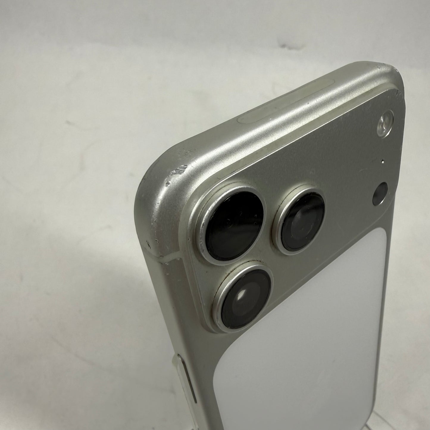 Factory Unlocked Apple iPhone 17 Pro Max 256GB Silver MFXG4LL/A