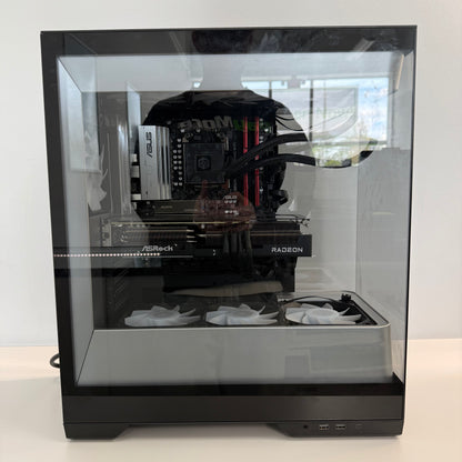 CyberPower C-Series Ryzen 7 7800X3D 4.20GHz 32GB RAM 2TB SSD Radeon RX 9070 XT