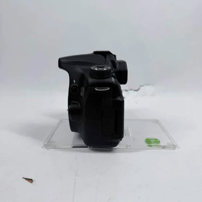 Canon EOS 70D 20.2 MP Digital SLR DSLR Camera