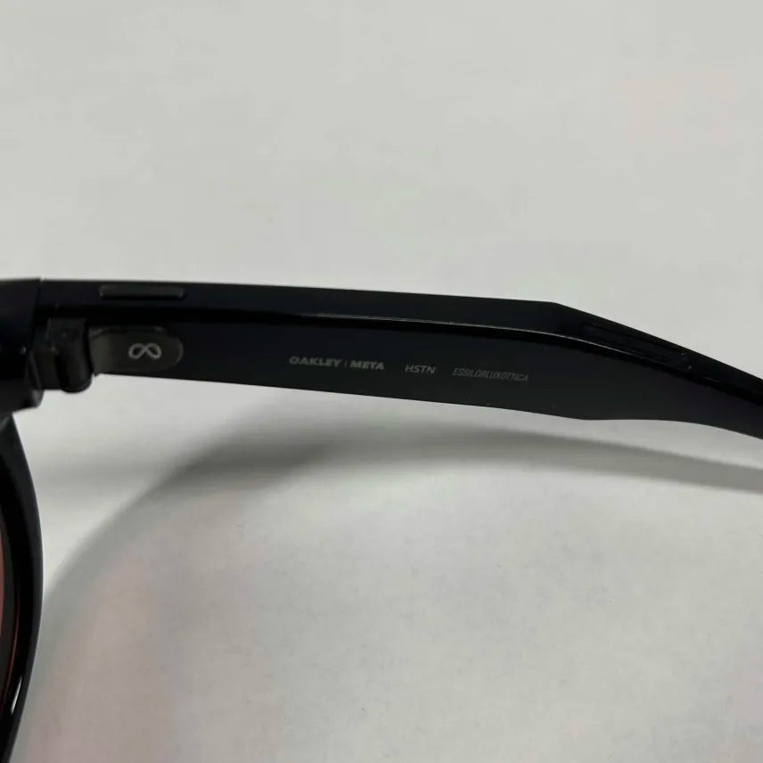 Ray-Ban Stories Wayfarer Black Standard OW8002-0951 AI Smart Glasses